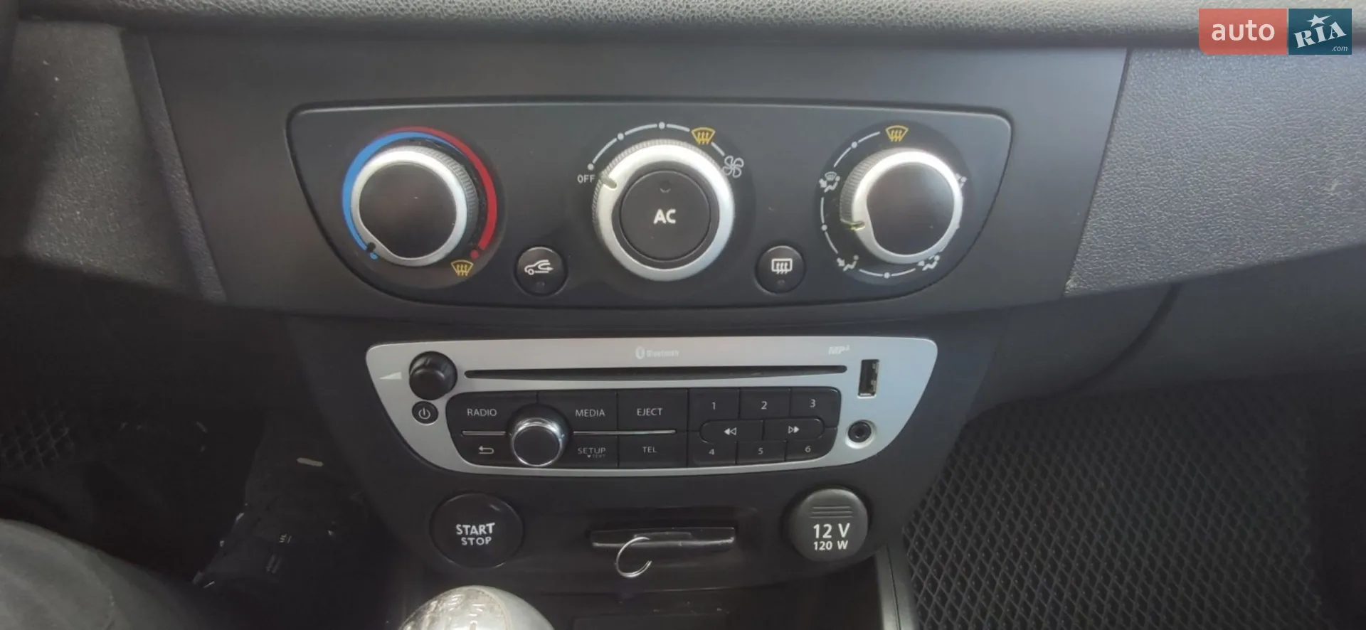 2013 Renault Megane - мініатюра 31