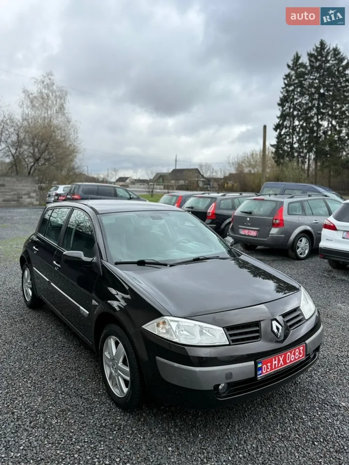 2012 Renault Megane - мініатюра 182