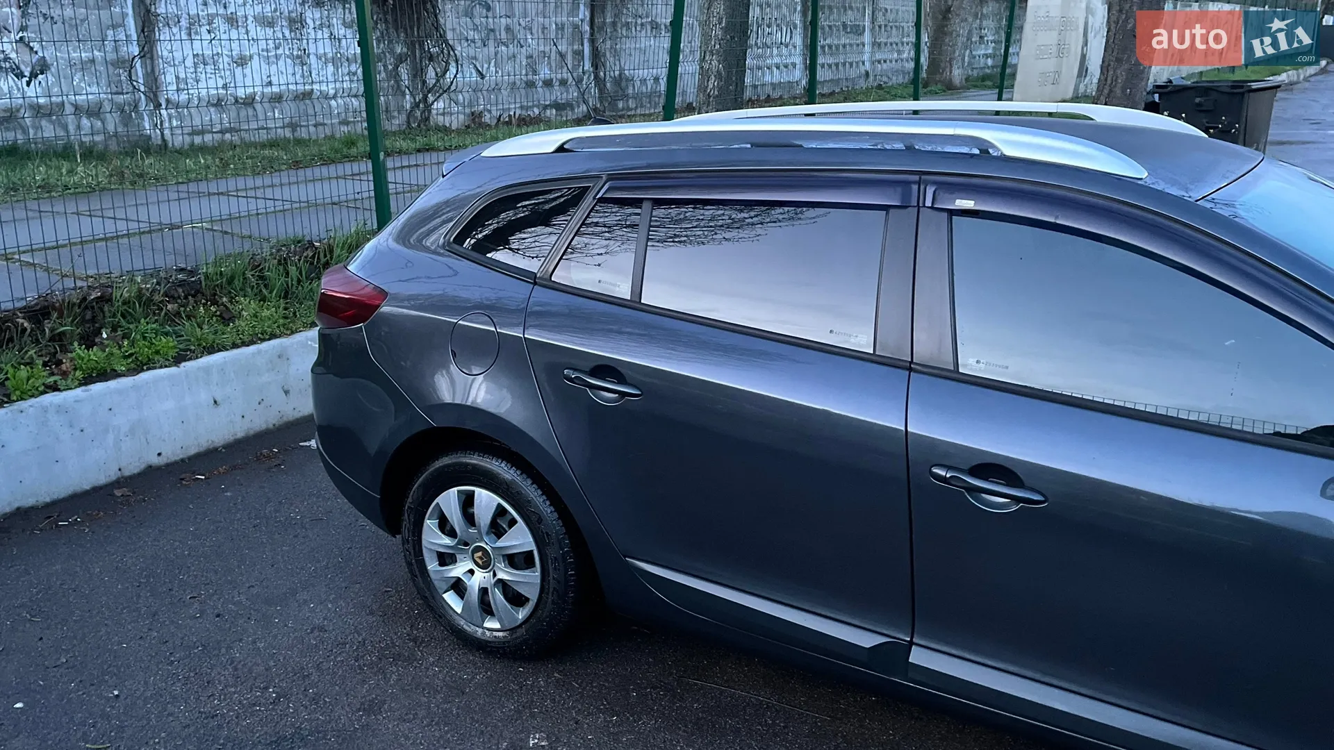 2010 Renault Megane - мініатюра 10