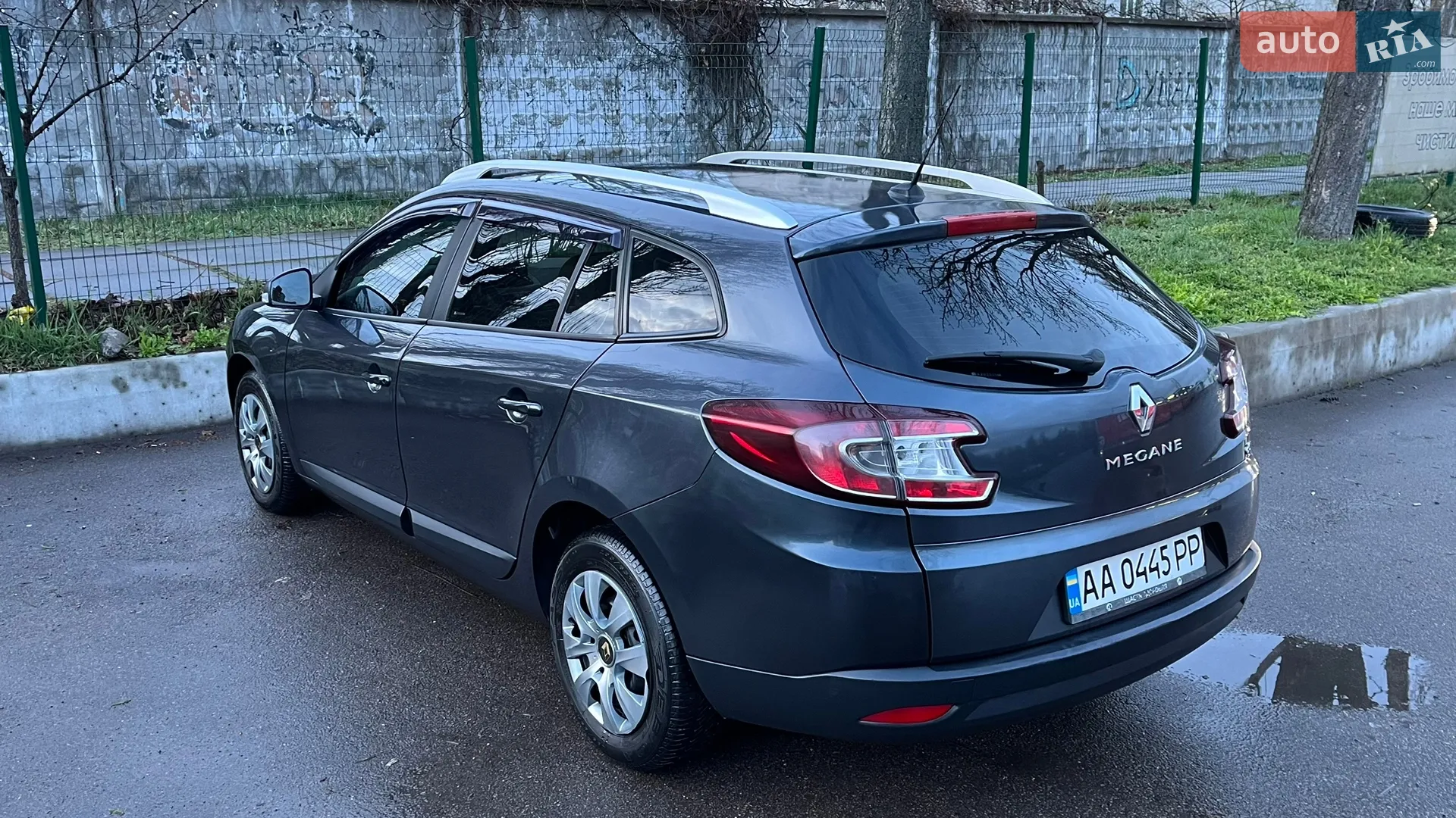 2010 Renault Megane - мініатюра 25