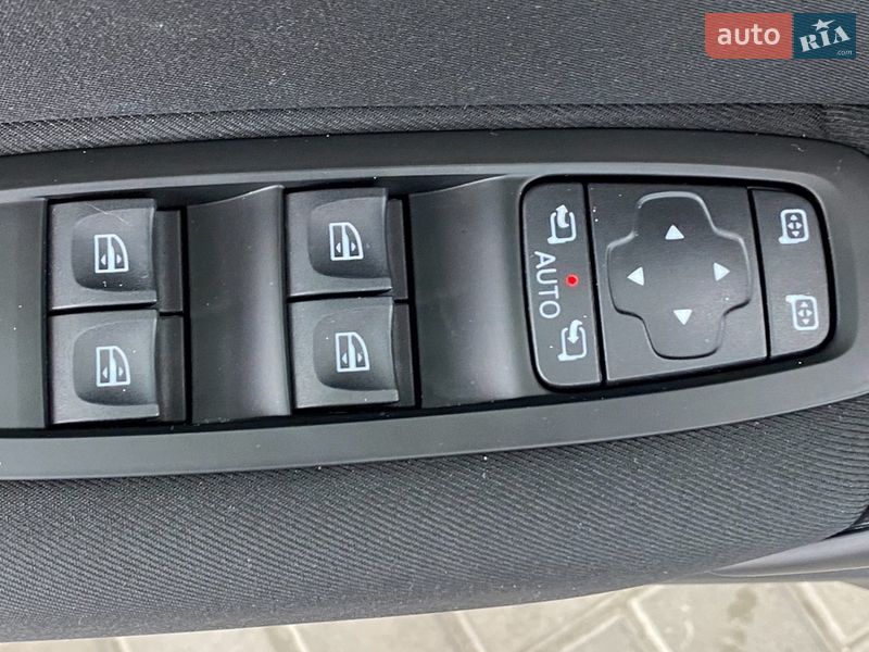 Універсал Renault Megane 2020 в Львові фото 12 Універсал Renault Megane 2020 в Львові