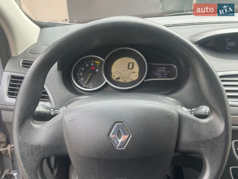 Хетчбек Renault Megane 2008 в Конотопі фото 10 Хетчбек Renault Megane 2008 в Конотопі