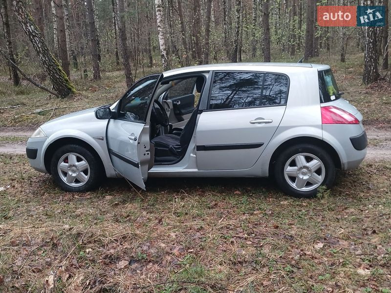Хетчбек Renault Megane 2003 в Вараші