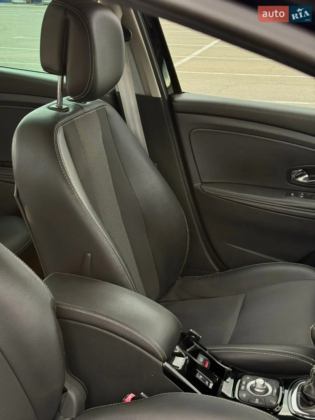 2012 Renault Megane - мініатюра 15