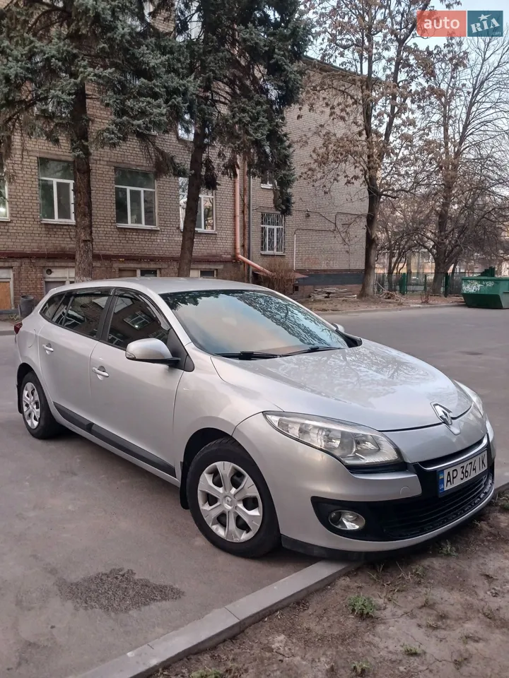 2012 Renault Megane - мініатюра 10