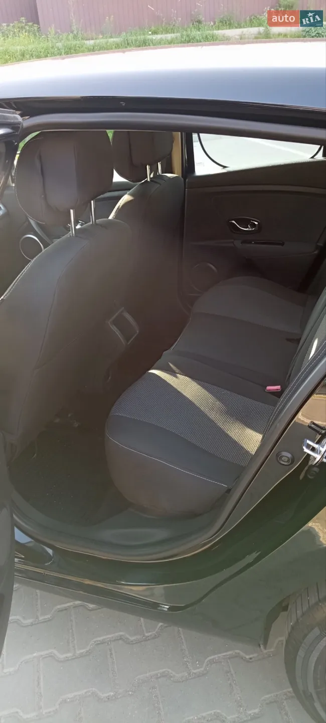 2012 Renault Megane - мініатюра 14