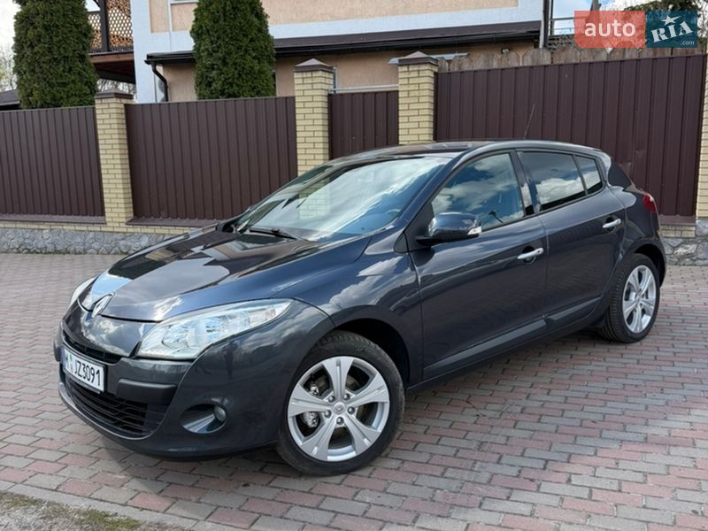 Хэтчбек Renault Megane 2008 в Ромнах фото 4 Хэтчбек Renault Megane 2008 в Ромнах