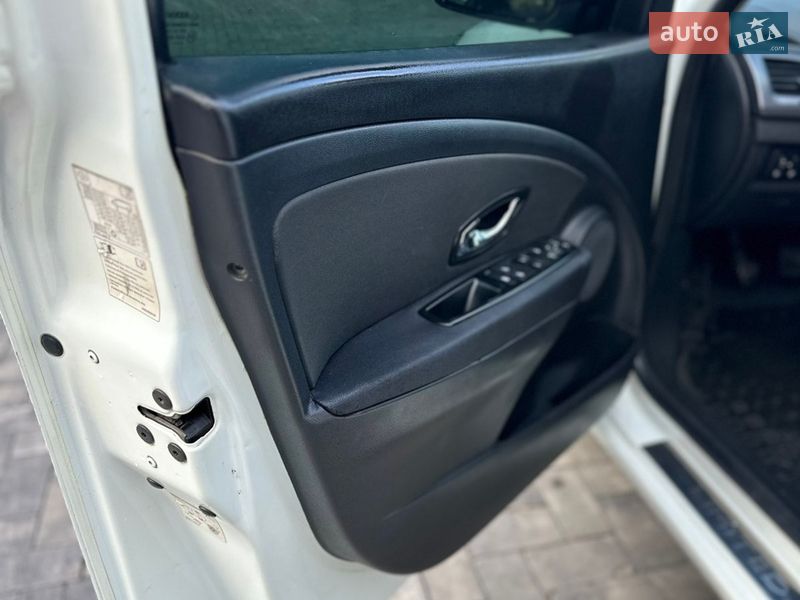 Універсал Renault Megane 2015 в Кривому Розі фото 41 Універсал Renault Megane 2015 в Кривому Розі