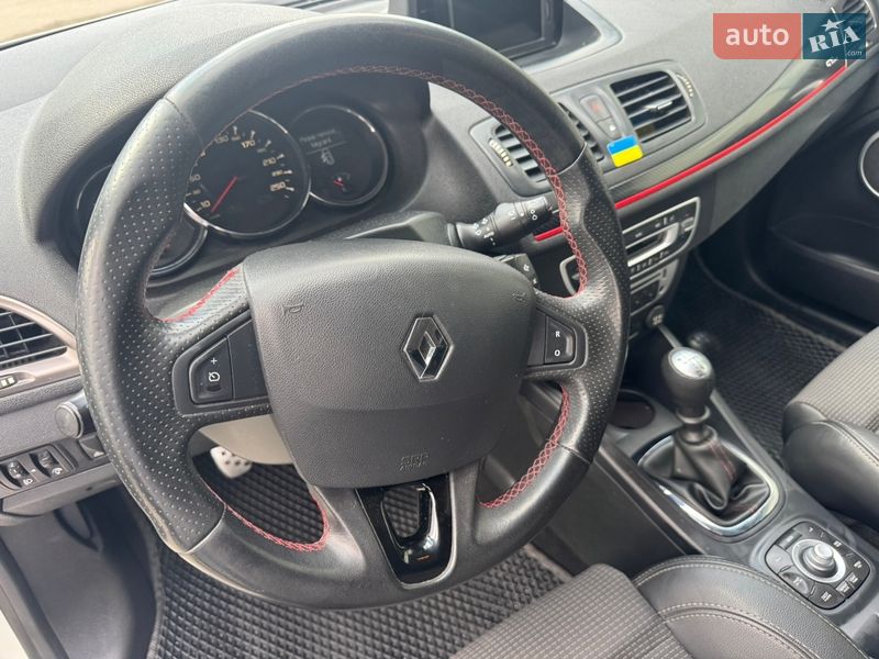 Универсал Renault Megane 2012 в Староконстантинове фото 30 Универсал Renault Megane 2012 в Староконстантинове