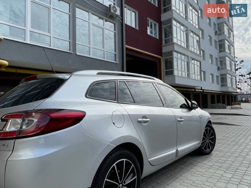 Універсал Renault Megane 2013 в Івано-Франківську фото 14 Універсал Renault Megane 2013 в Івано-Франківську