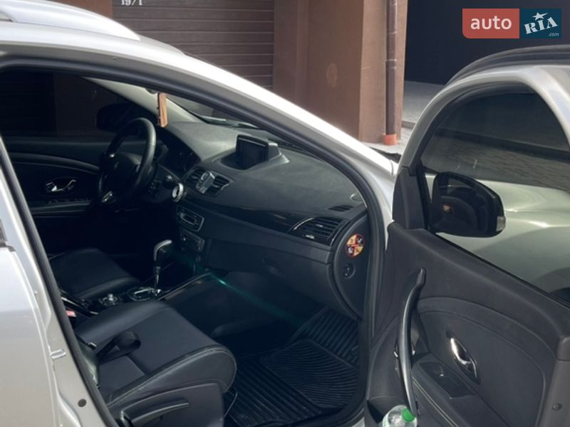 Універсал Renault Megane 2013 в Івано-Франківську фото 29 Універсал Renault Megane 2013 в Івано-Франківську