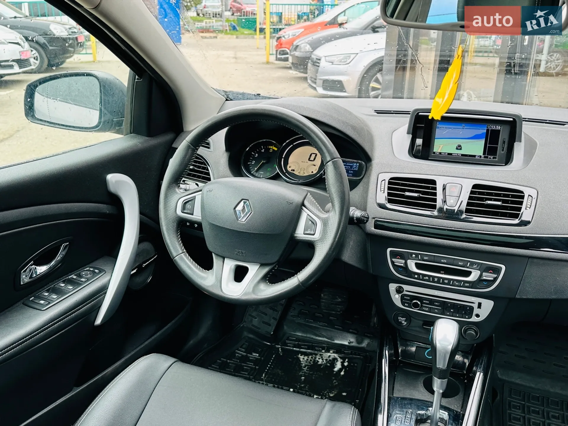 2012 Renault Megane - мініатюра 22