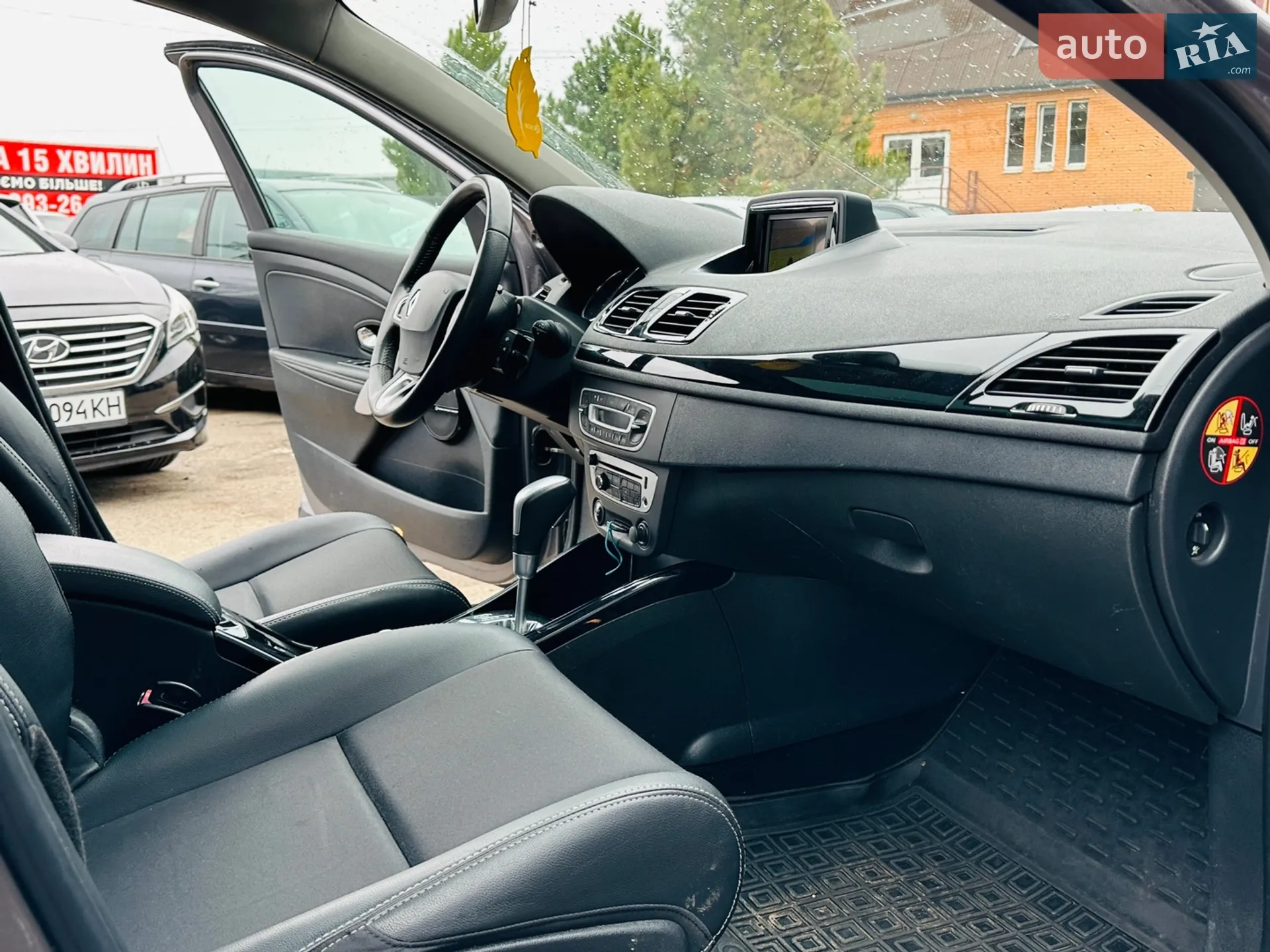 2012 Renault Megane - мініатюра 31