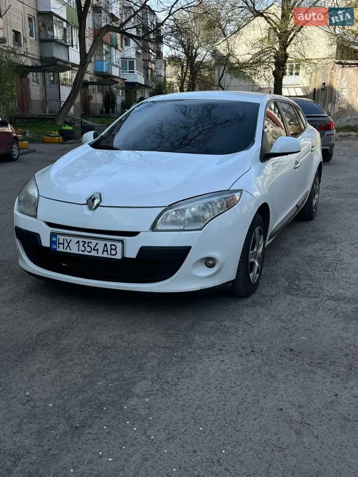 2013 Renault Megane - мініатюра 21