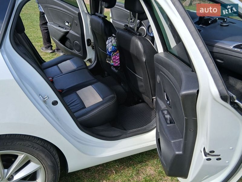 Универсал Renault Megane 2012 в Сарнах