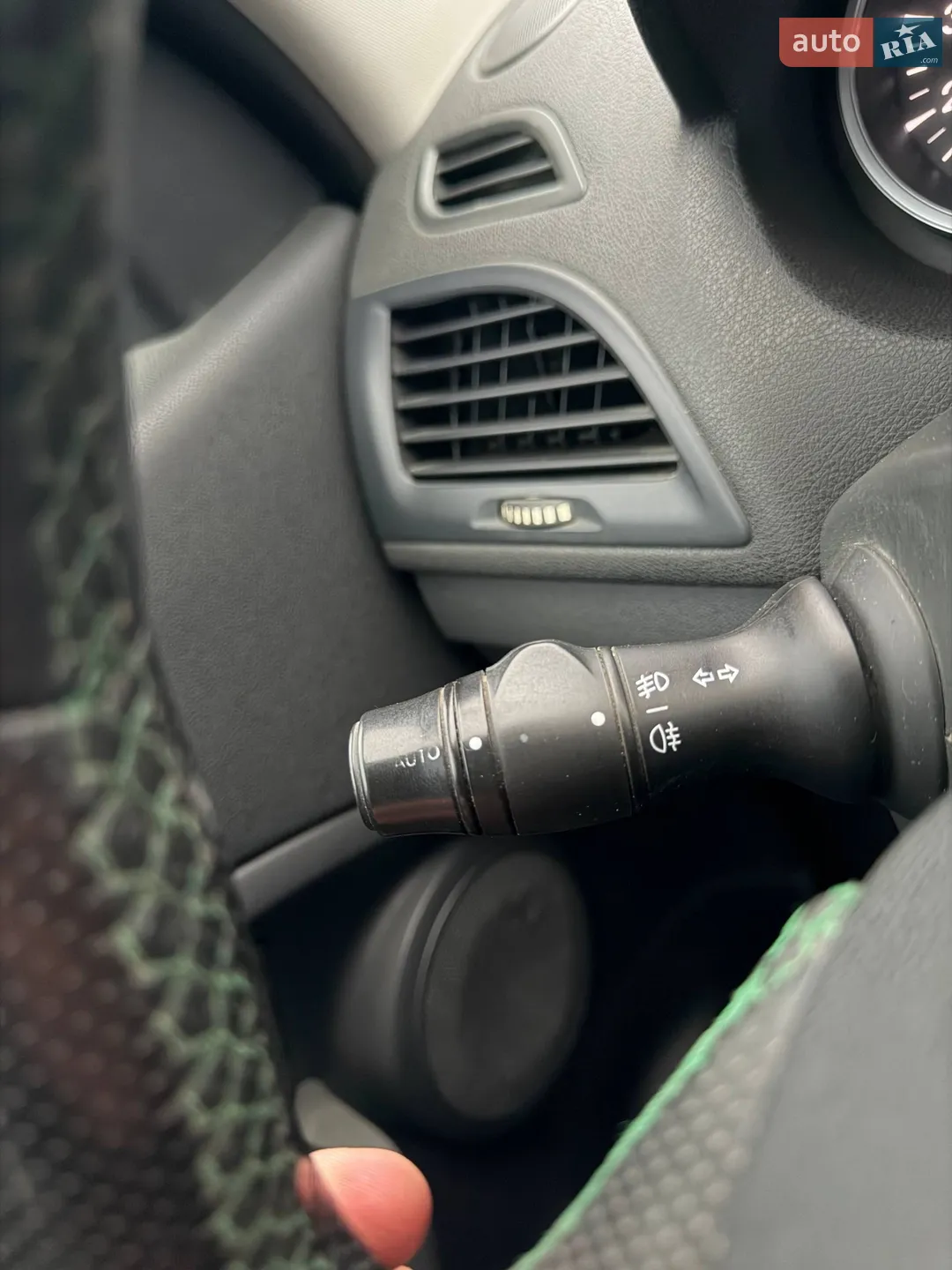 2011 Renault Megane - мініатюра 40