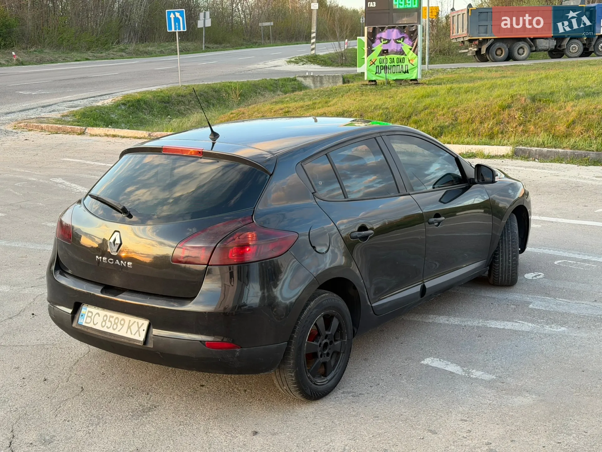 2010 Renault Megane - мініатюра 13