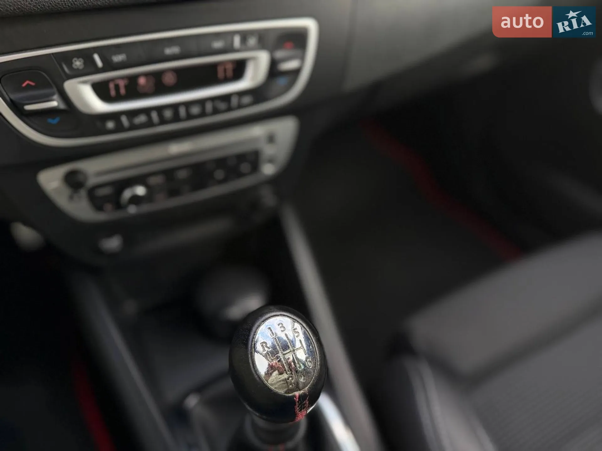 2012 Renault Megane - мініатюра 30