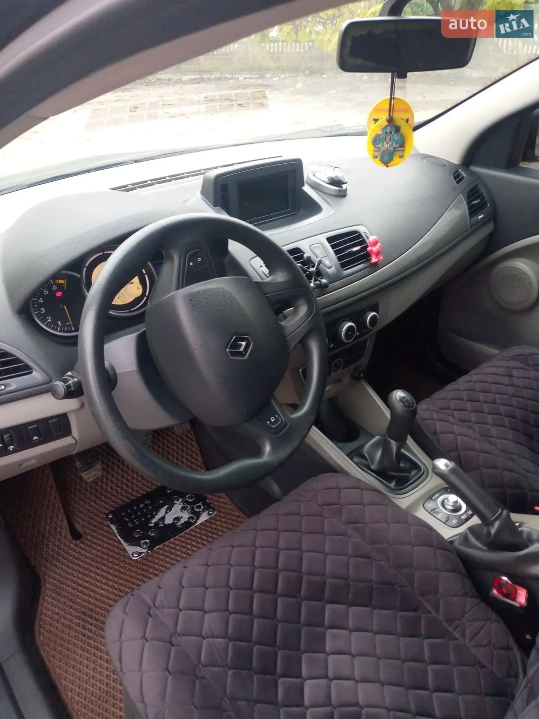2011 Renault Megane - мініатюра 9