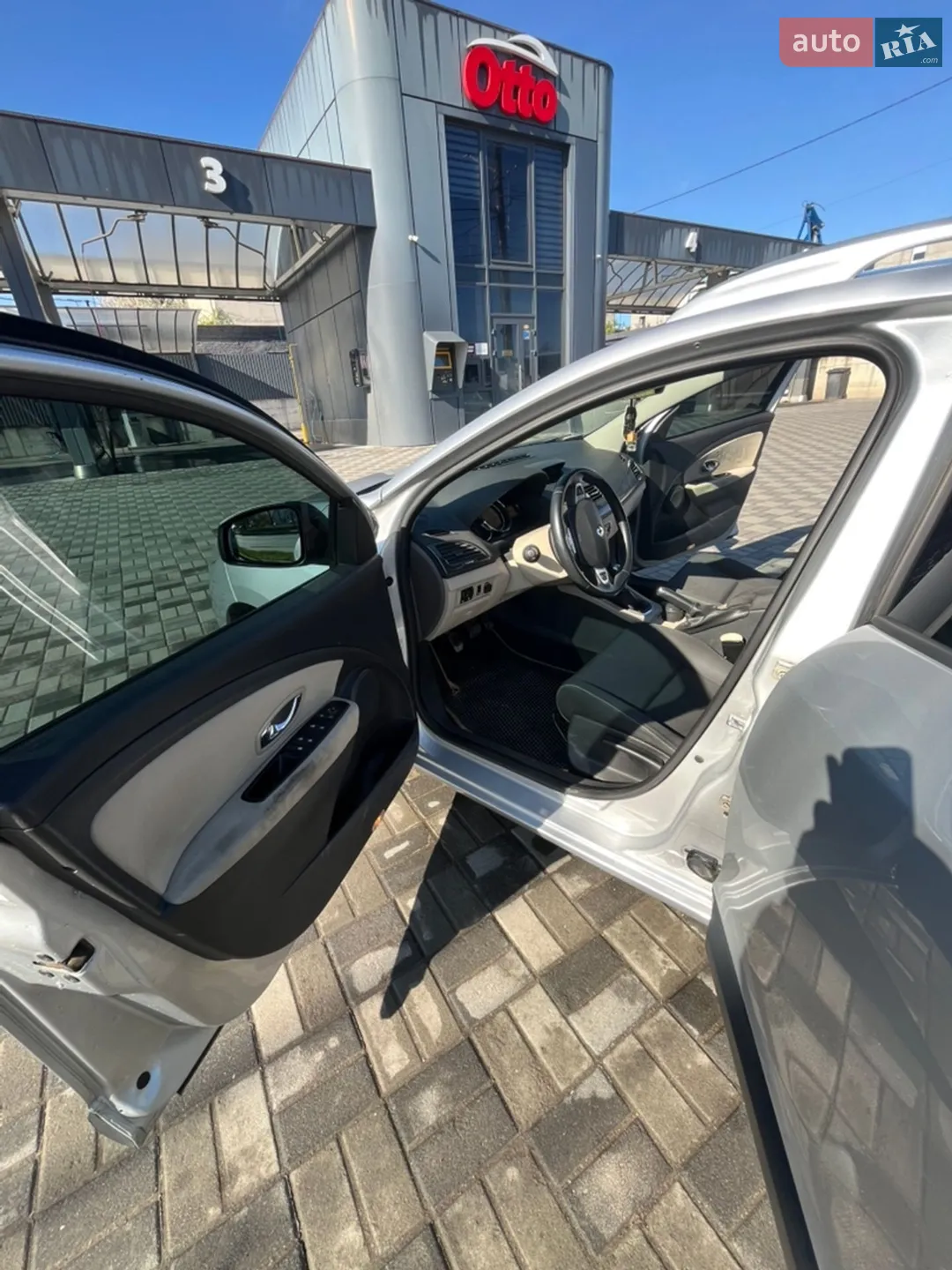 2012 Renault Megane - мініатюра 19