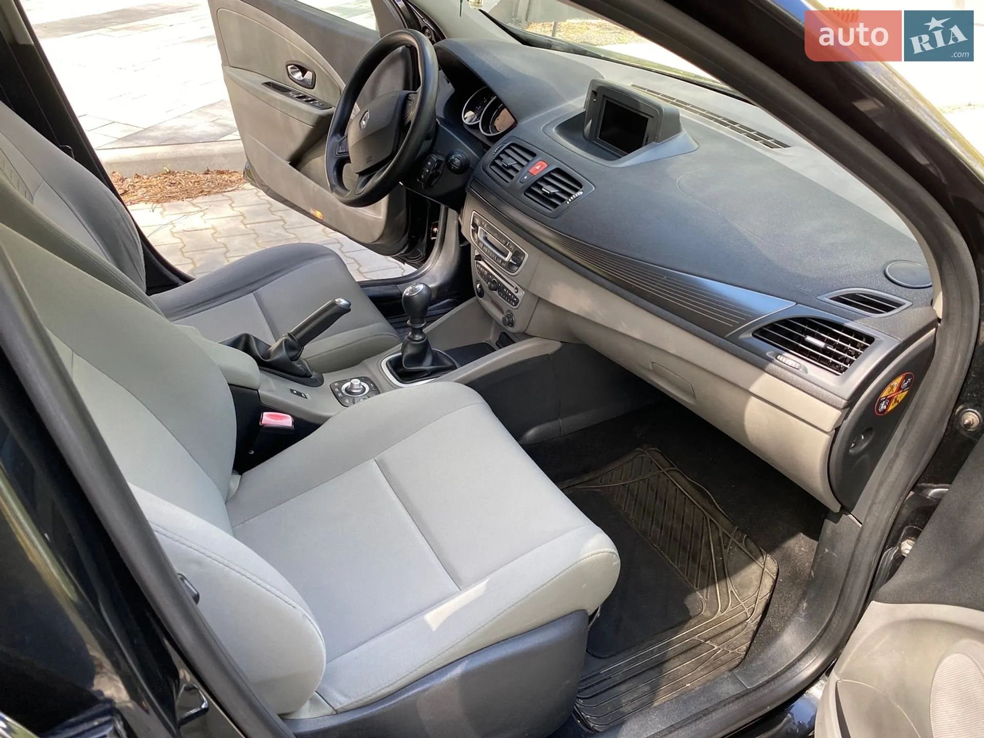 2010 Renault Megane - мініатюра 15