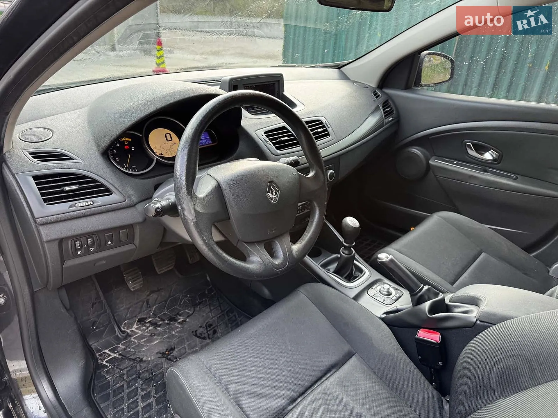2010 Renault Megane - мініатюра 13