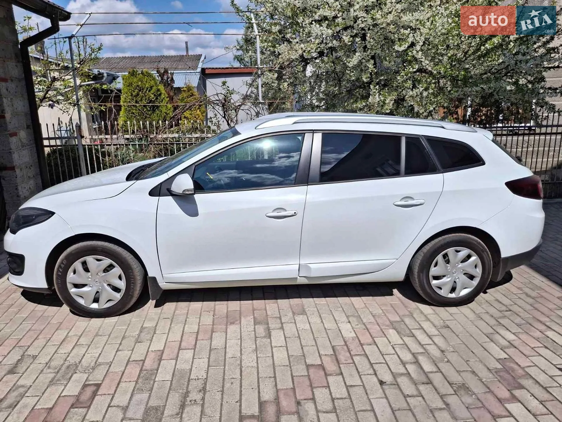 2015 Renault Megane - мініатюра 9