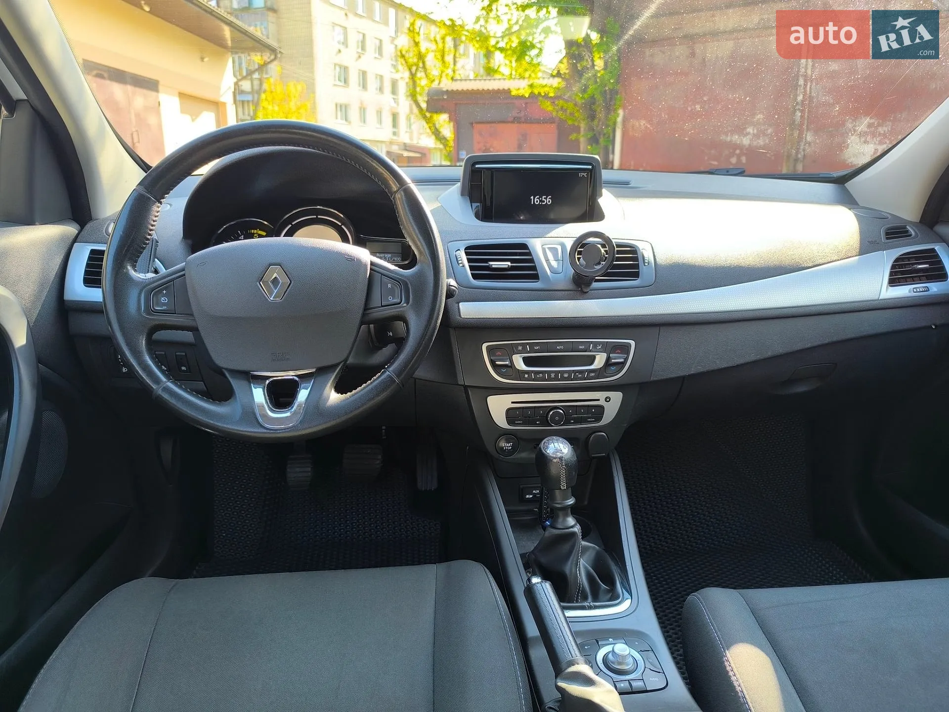 2013 Renault Megane - мініатюра 18