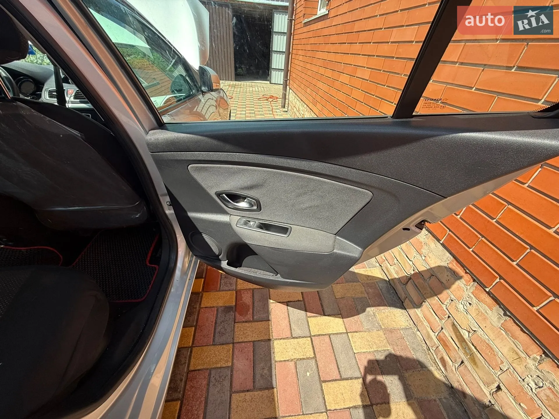 2011 Renault Megane - мініатюра 15