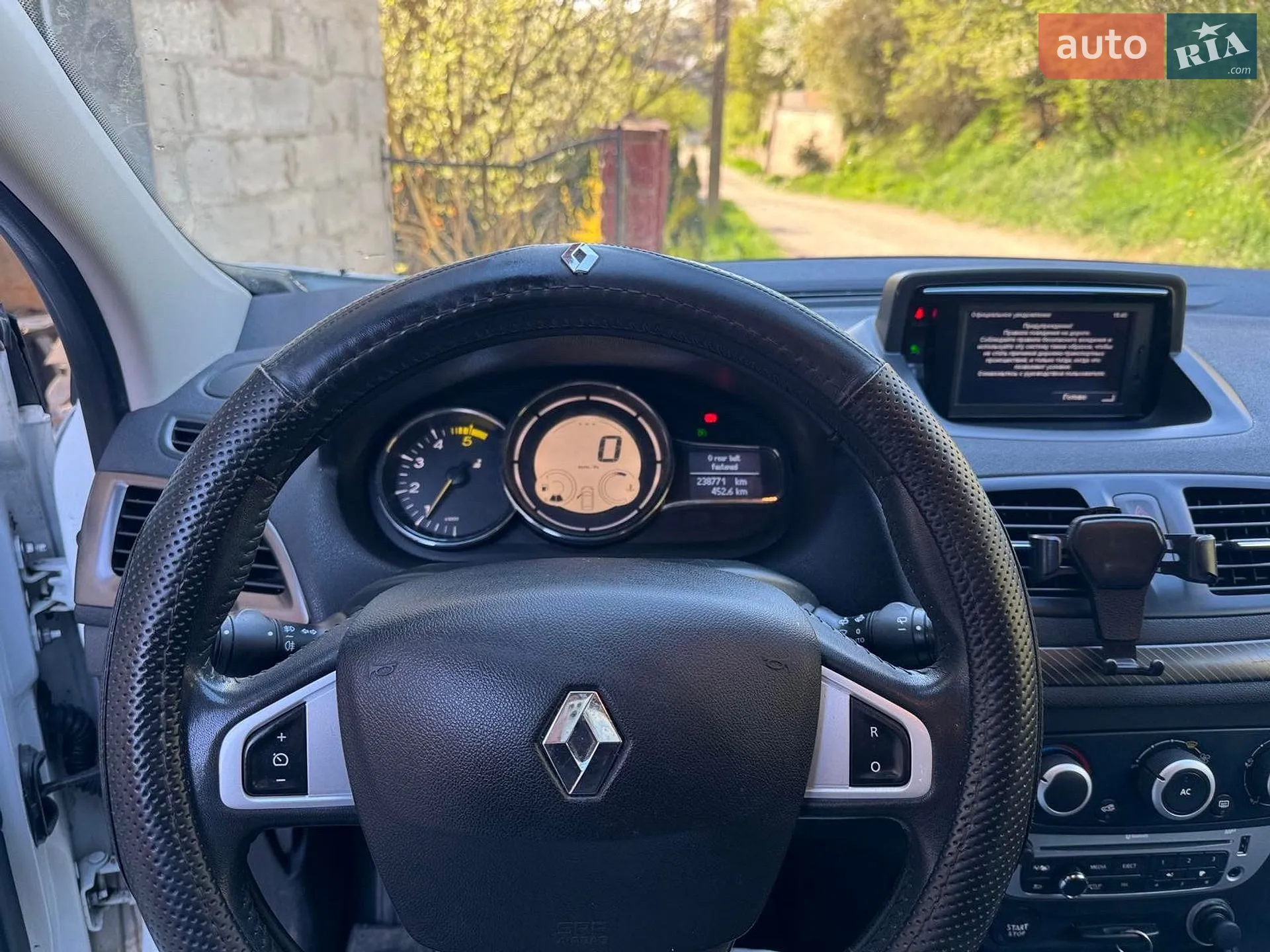 2012 Renault Megane - мініатюра 14