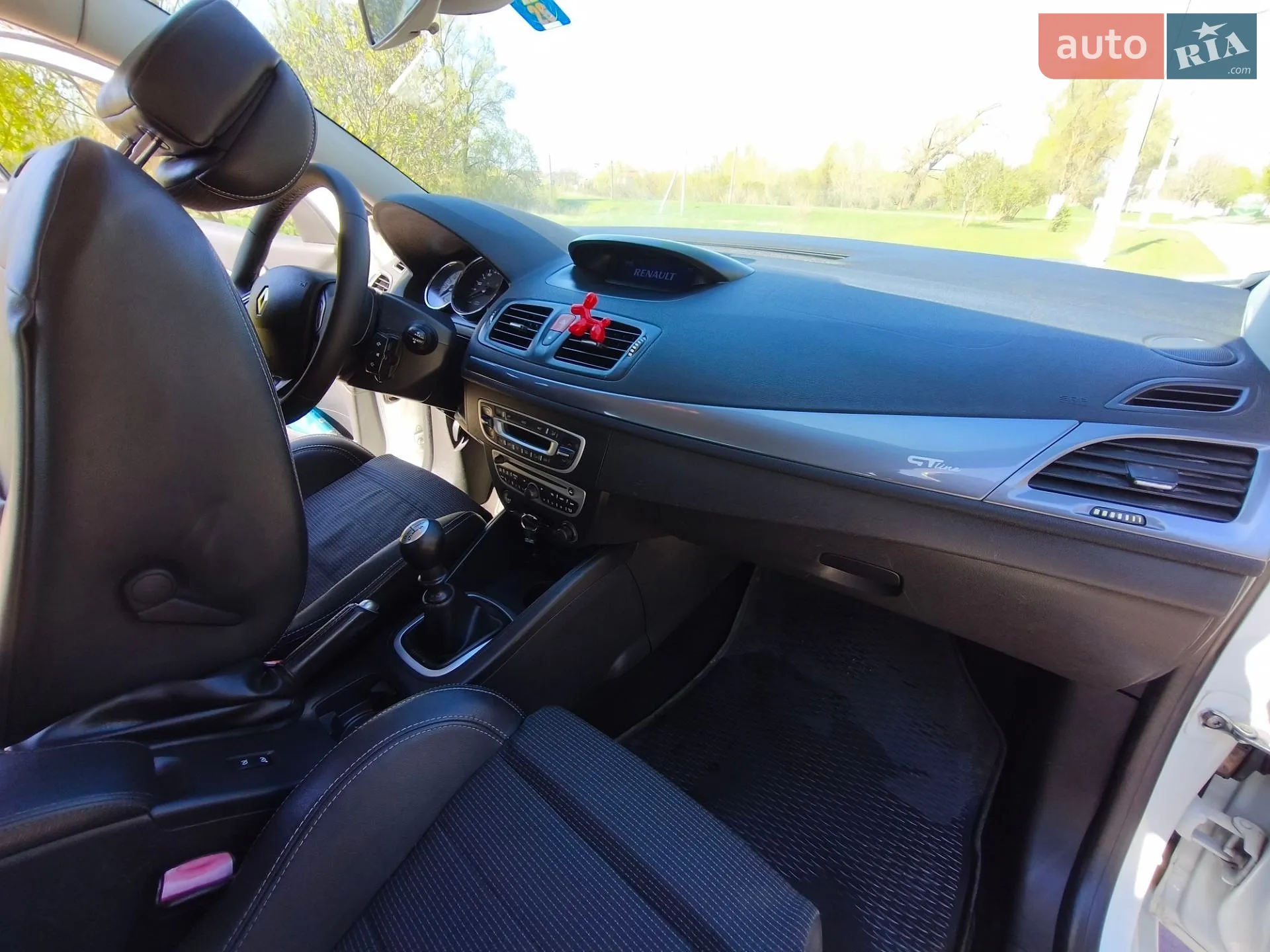 2010 Renault Megane - мініатюра 24