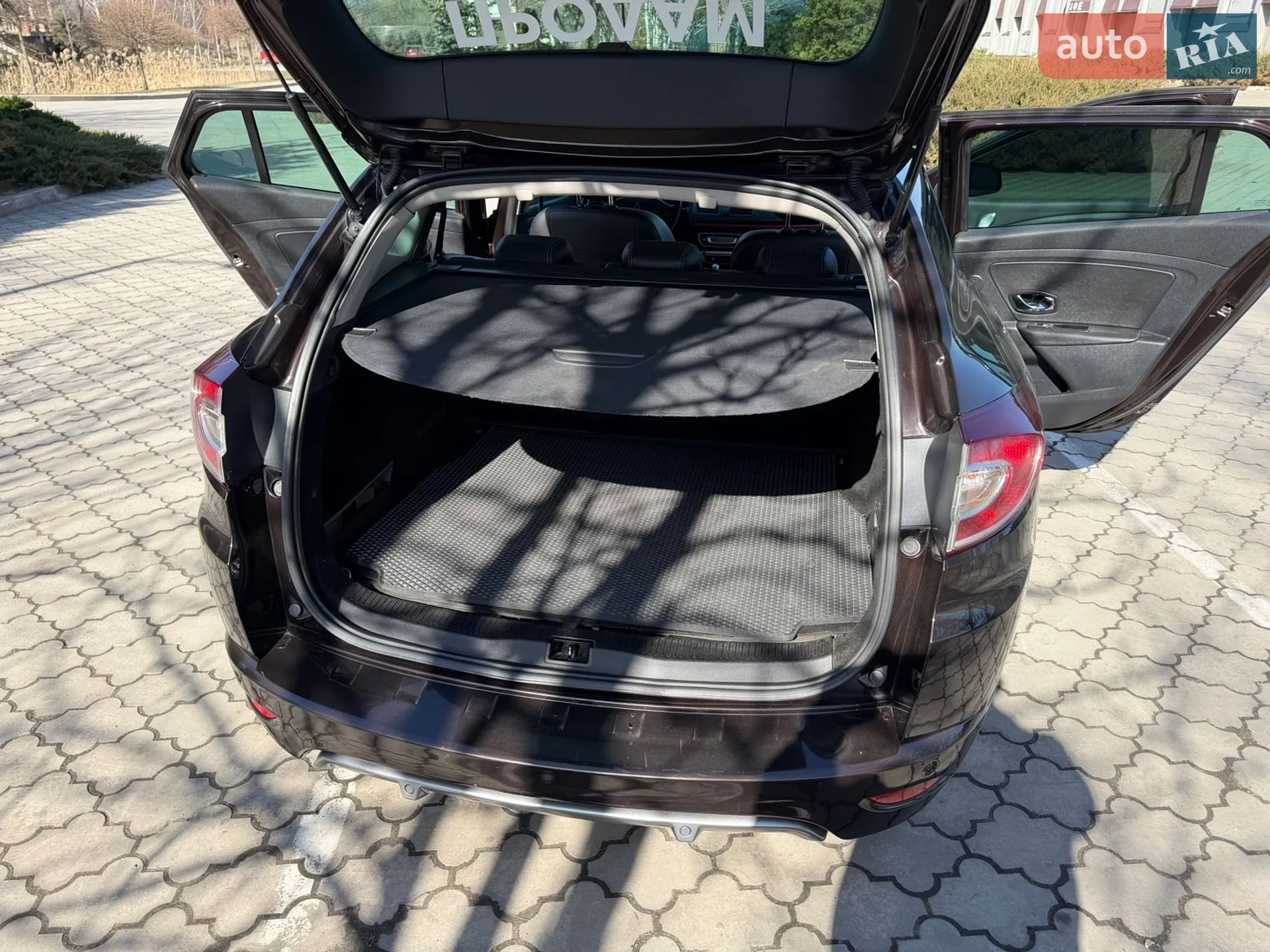 Renault Megane 2012 VIN VF1KZ000647740068 фото оголошення 28 з 42