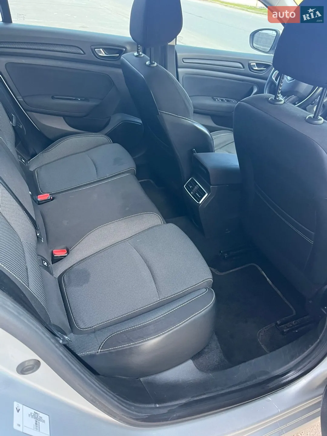 2019 Renault Megane - мініатюра 9