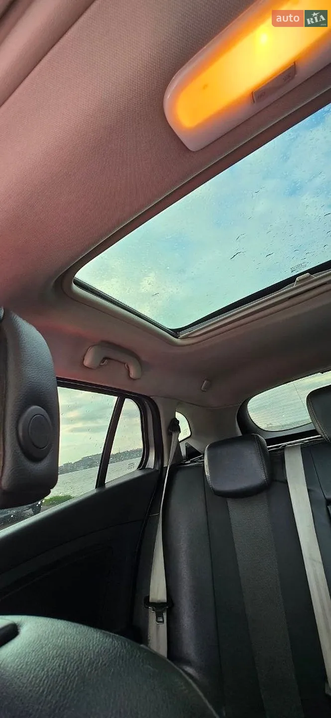 2012 Renault Megane - мініатюра 32