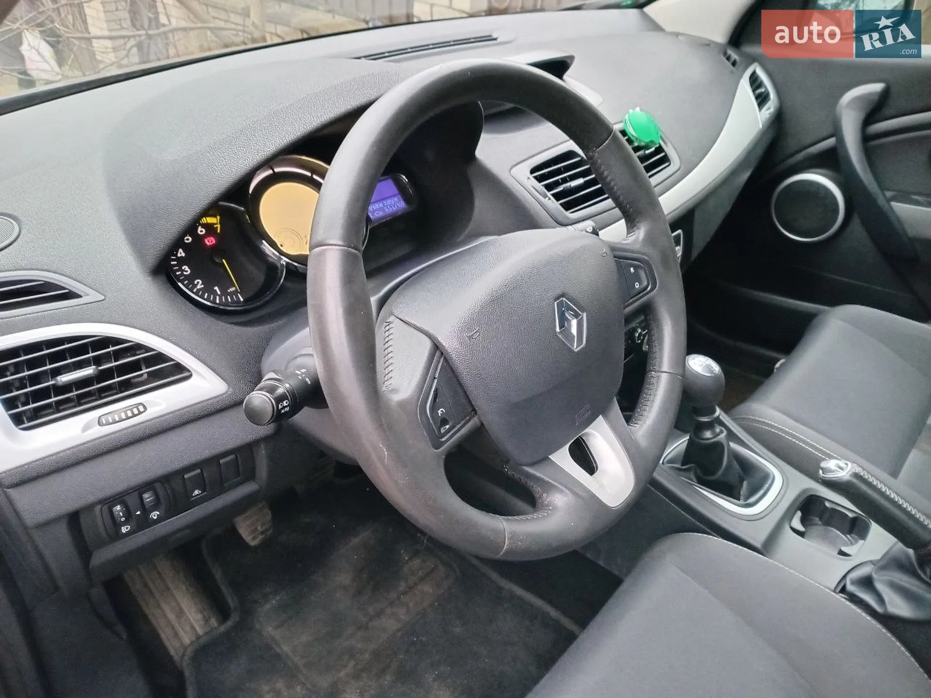 2010 Renault Megane - мініатюра 24