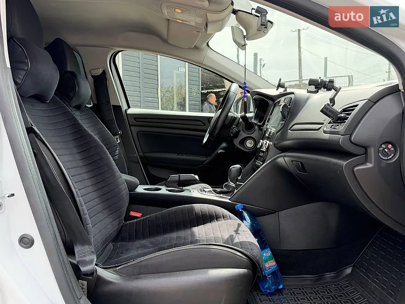 Renault Megane 2017 VIN VF1RFB00658663730 фото оголошення 33 з 75