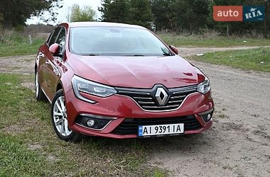 Седан Renault Megane 2019 в Шпитьках