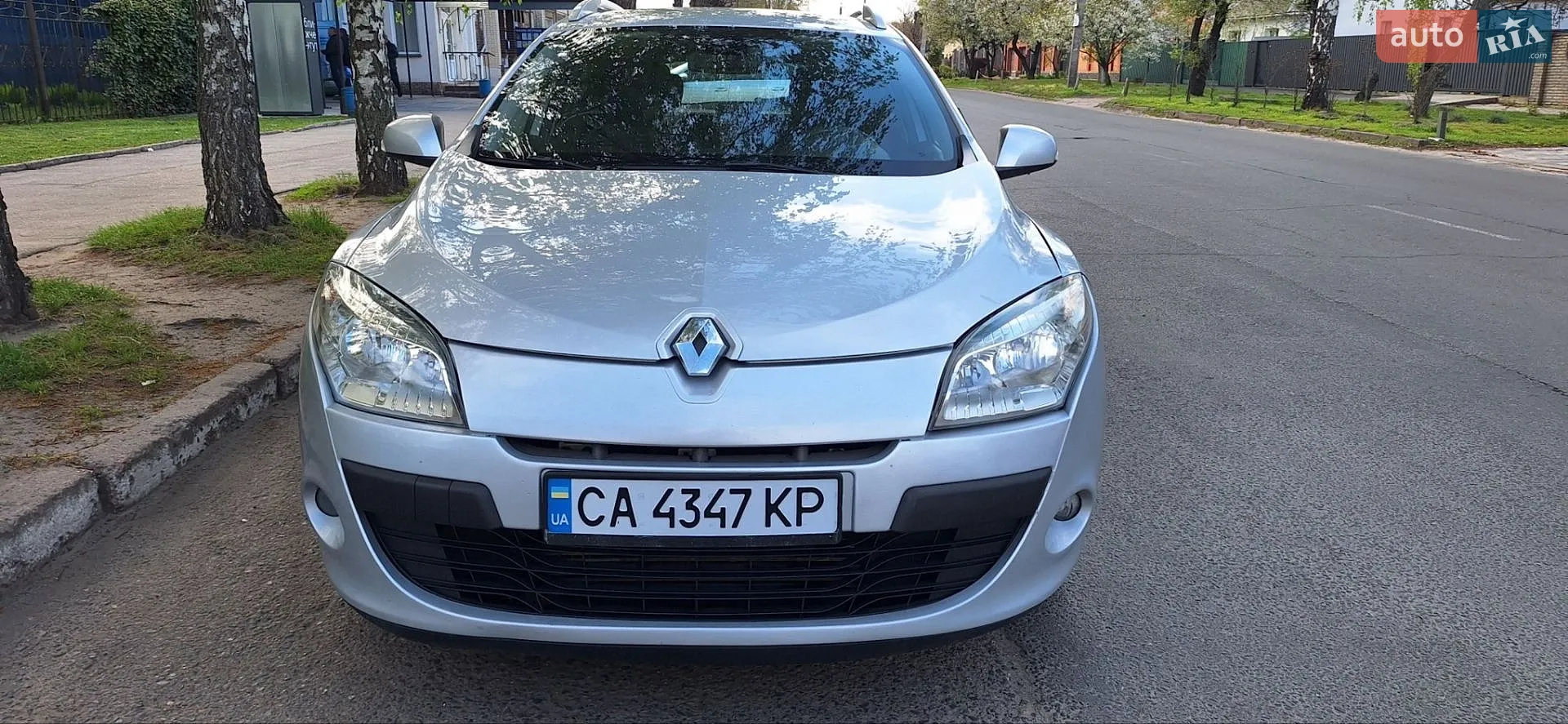 2010 Renault Megane - мініатюра 2
