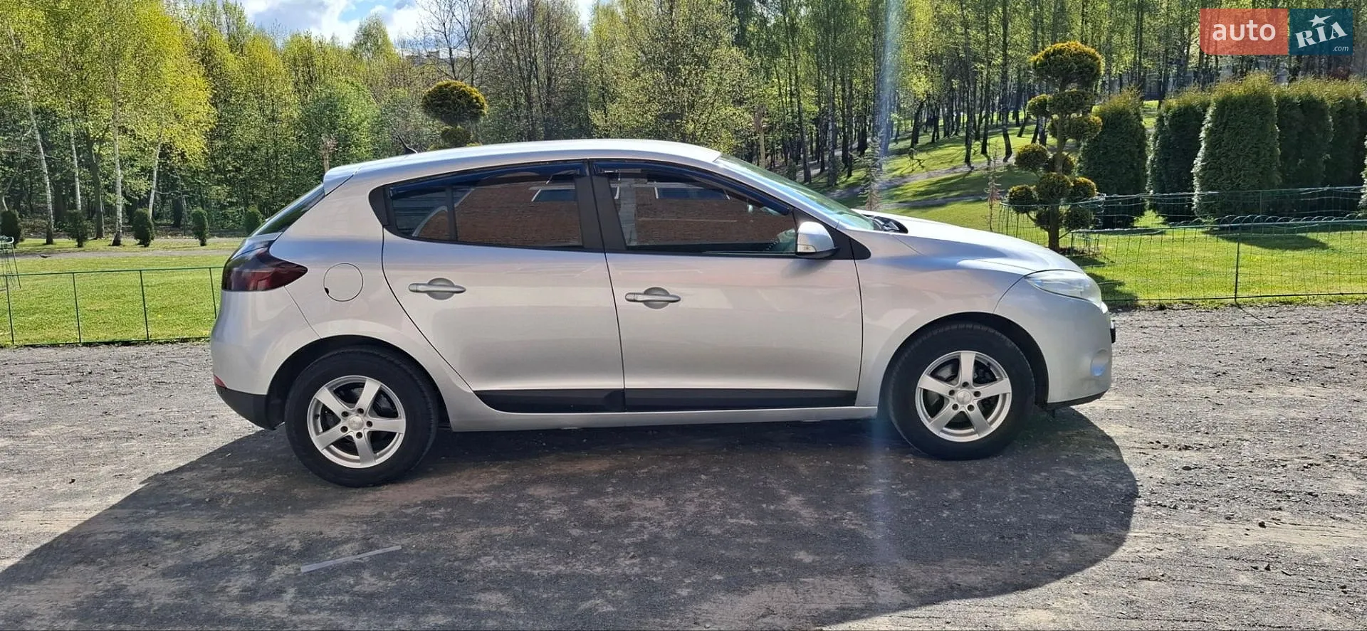 2010 Renault Megane - мініатюра 4