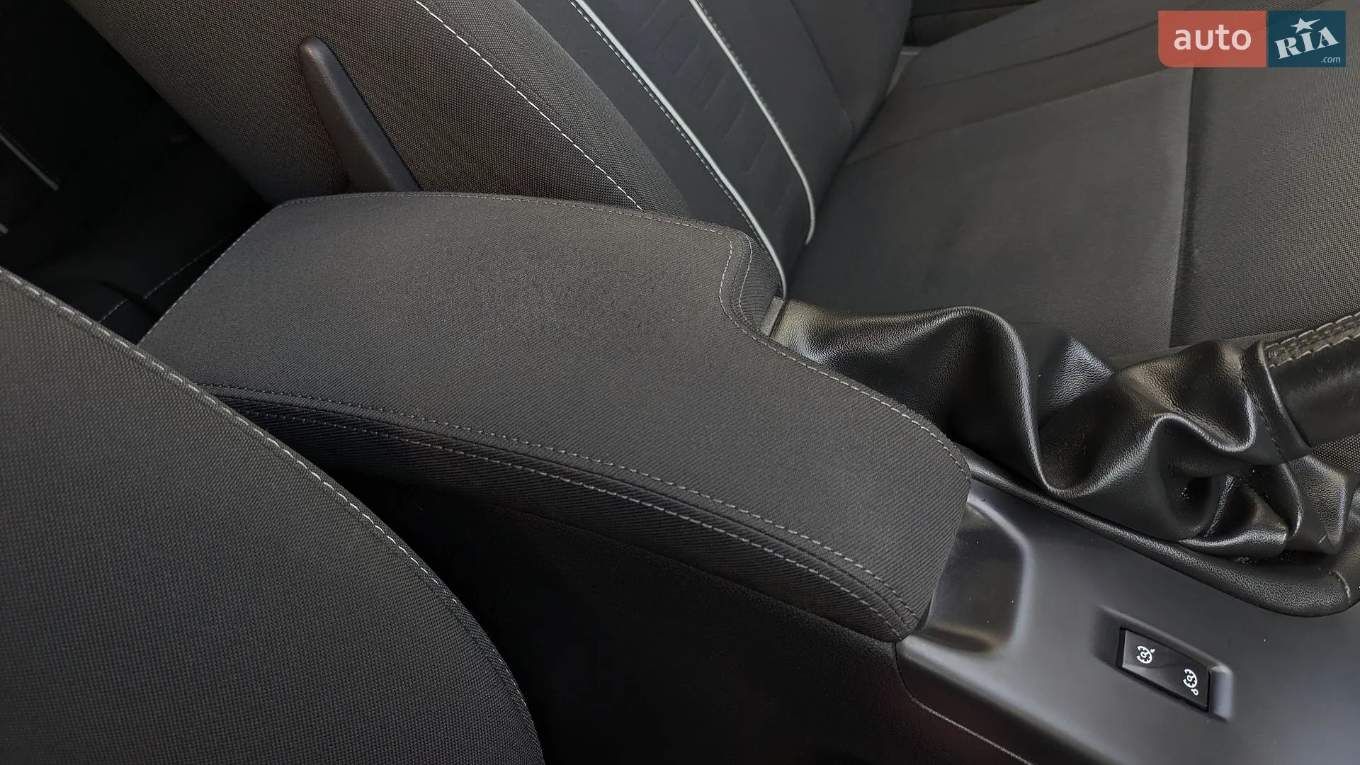 2013 Renault Megane - мініатюра 68