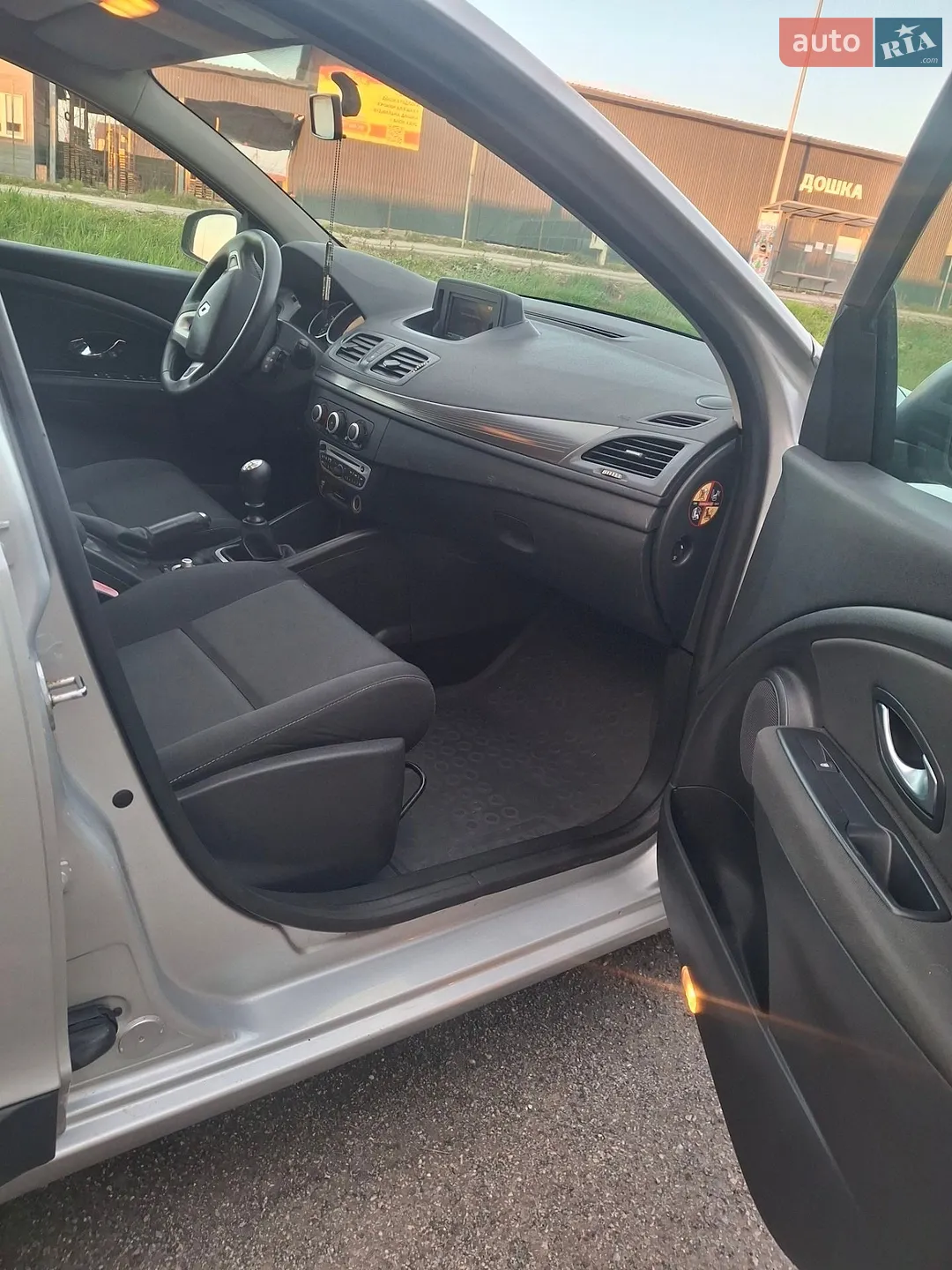 2011 Renault Megane - мініатюра 21