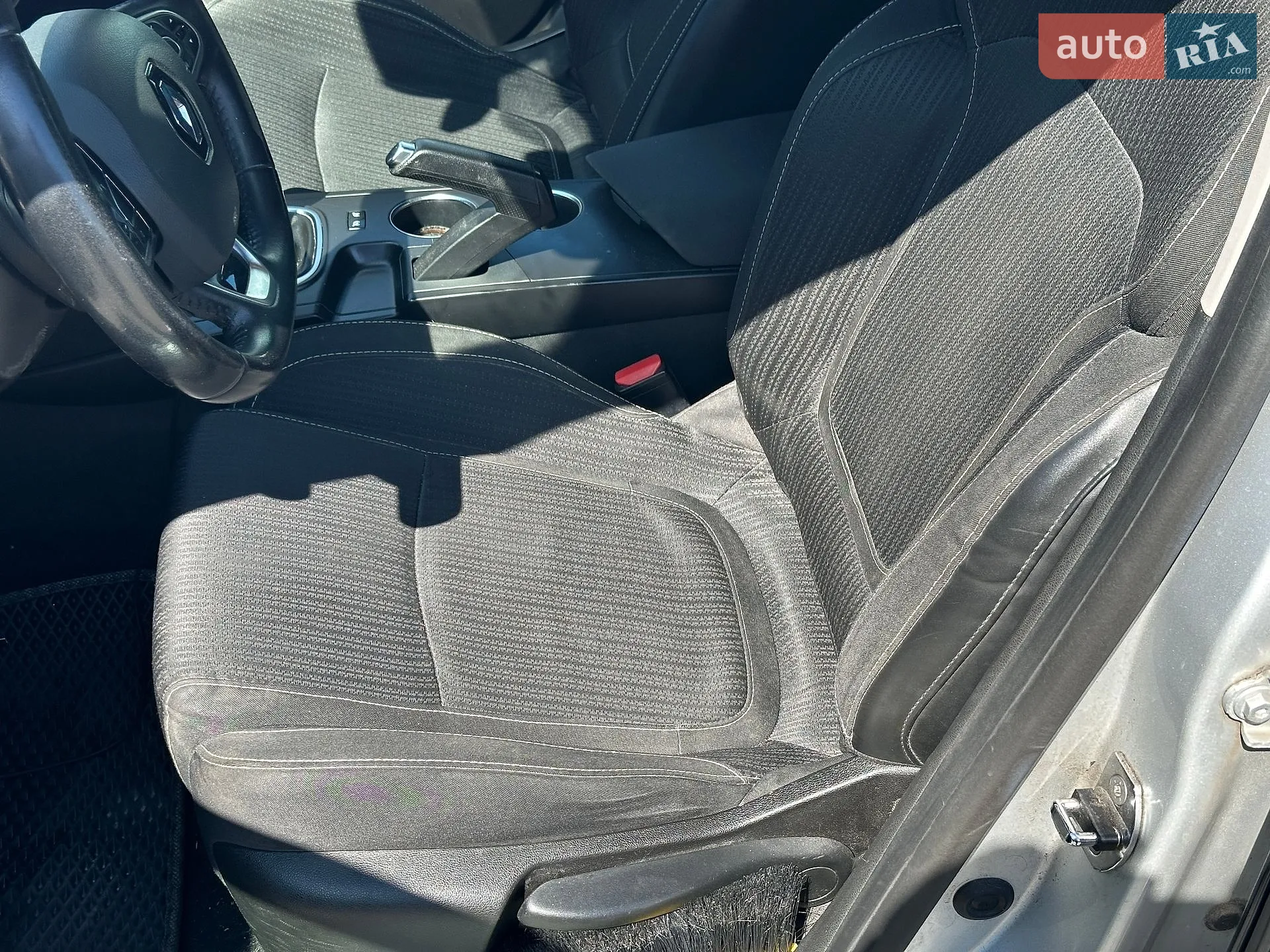 2016 Renault Megane - мініатюра 16