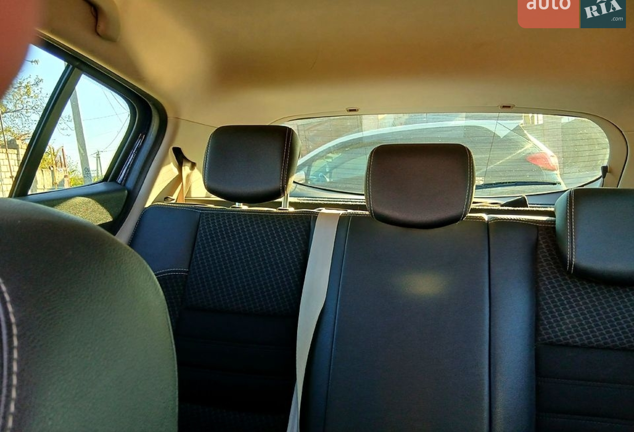 2014 Renault Megane - мініатюра 7