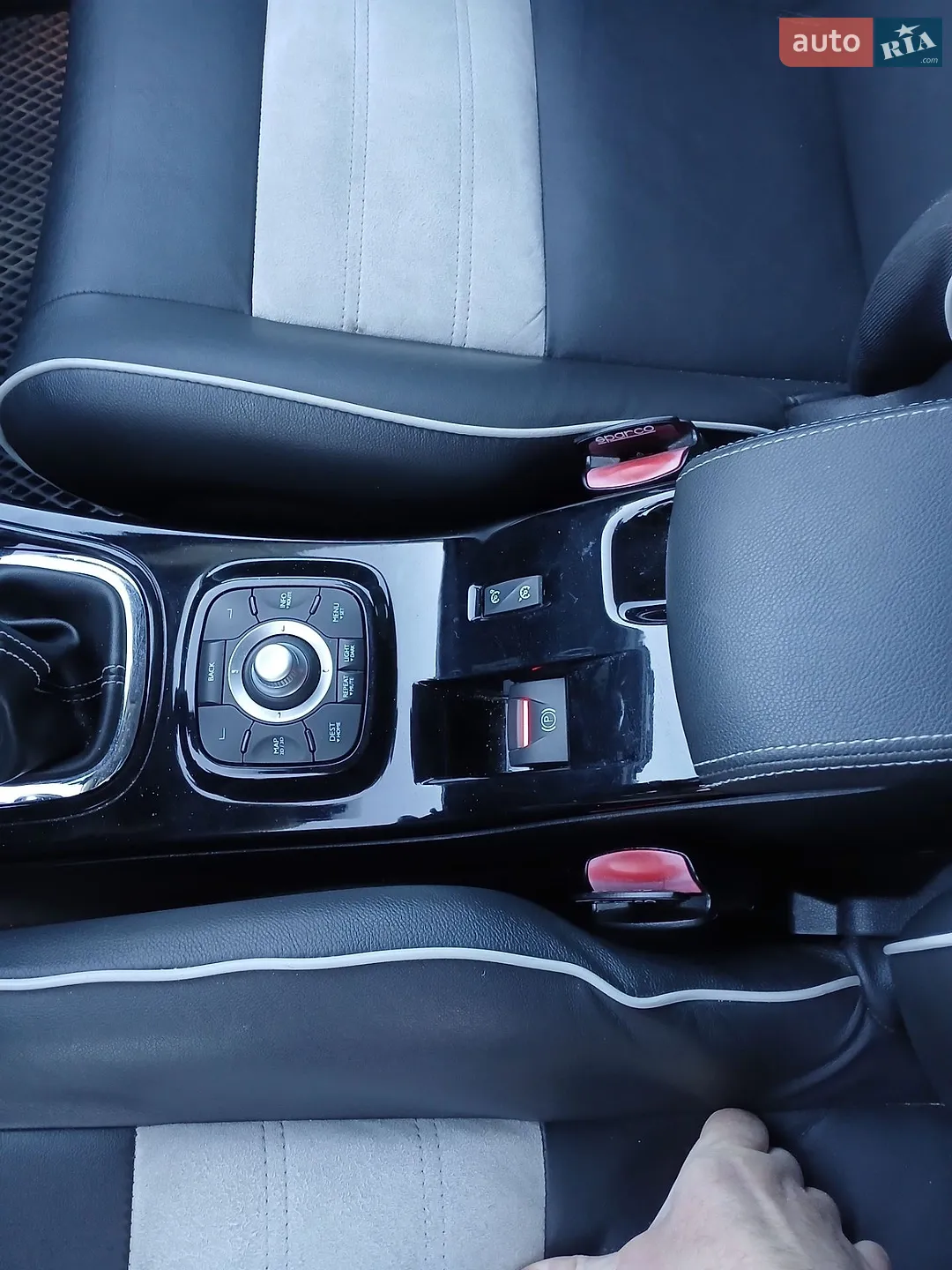 2012 Renault Megane - мініатюра 16