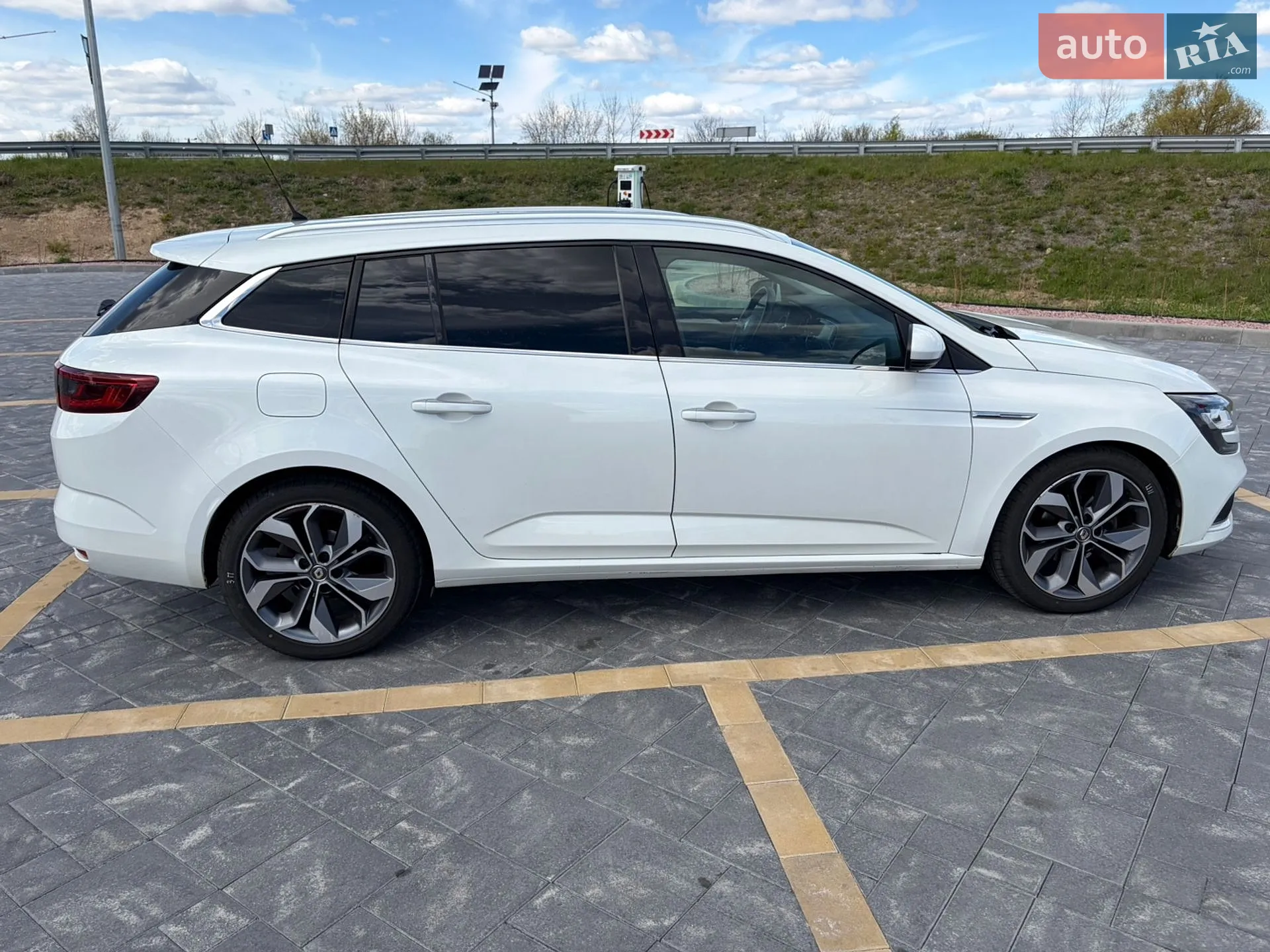 2017 Renault Megane - мініатюра 12