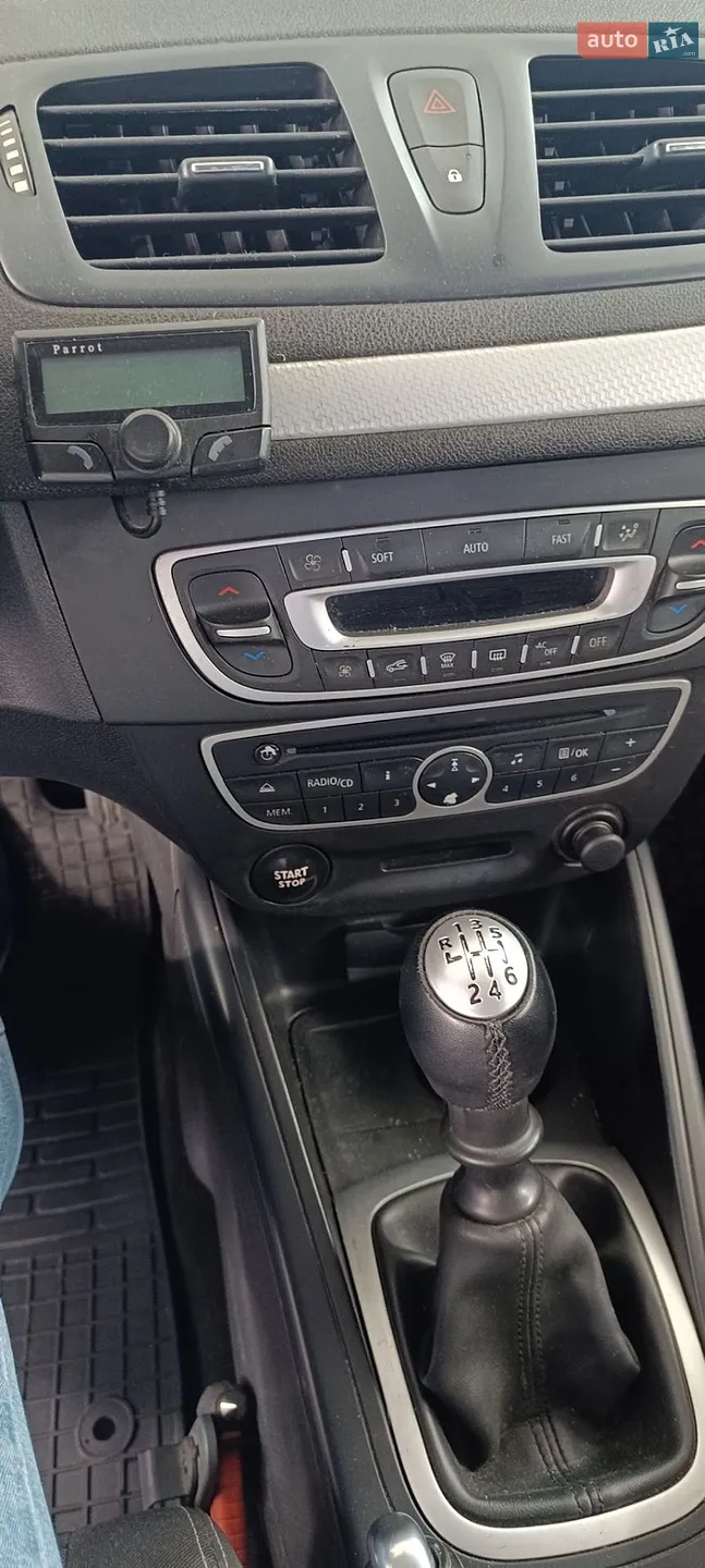 2011 Renault Megane - мініатюра 13