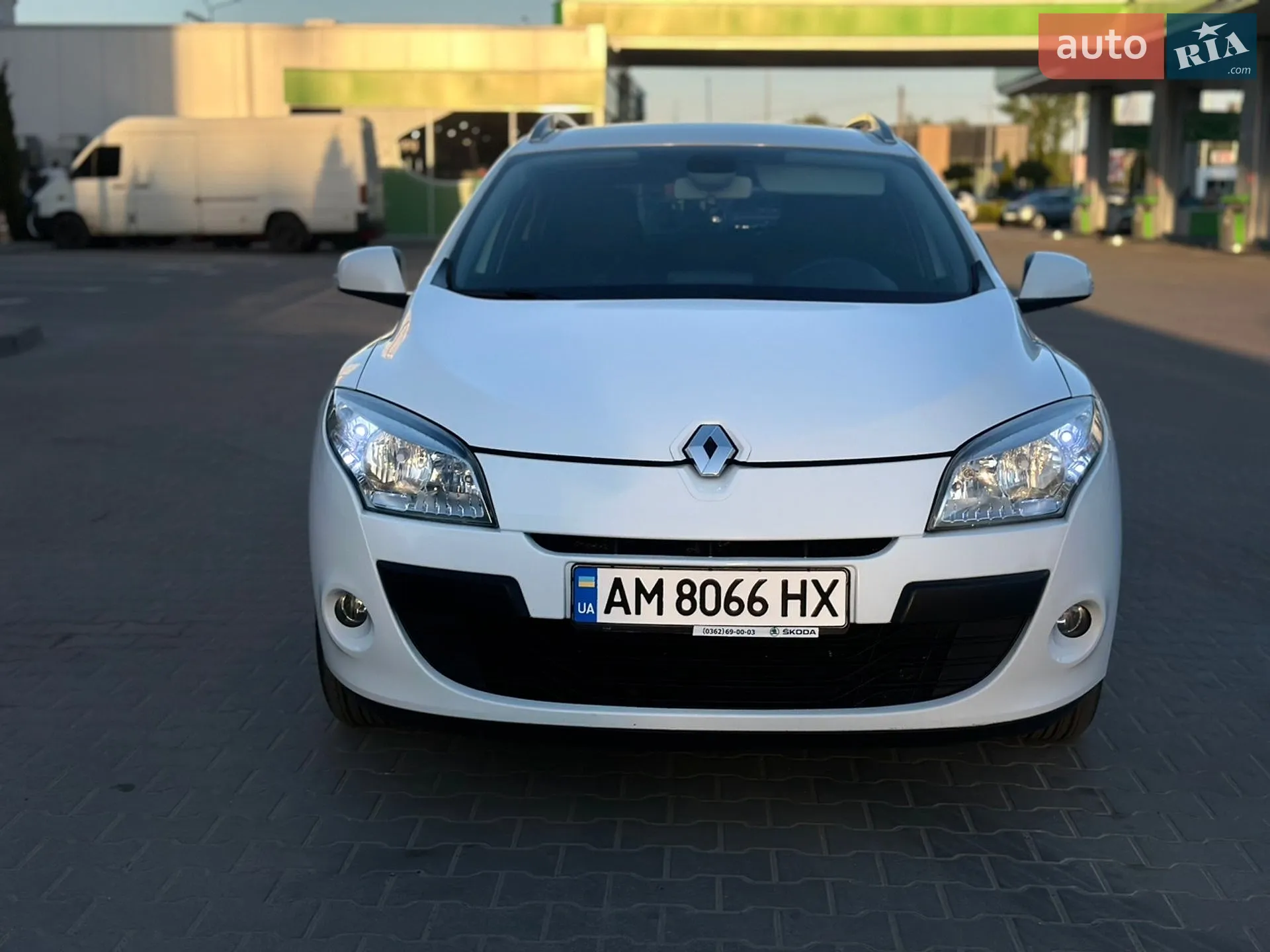 2010 Renault Megane - мініатюра 2