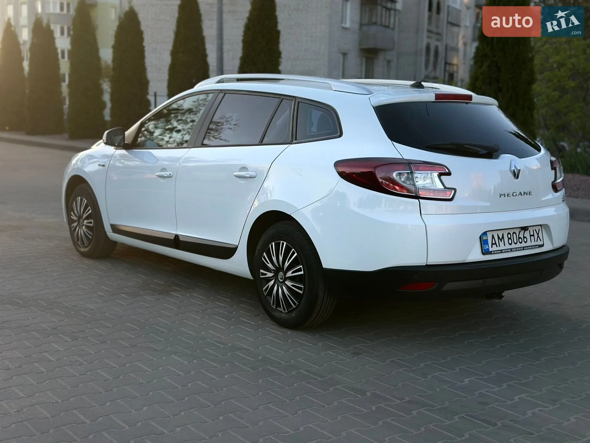 2010 Renault Megane - мініатюра 9