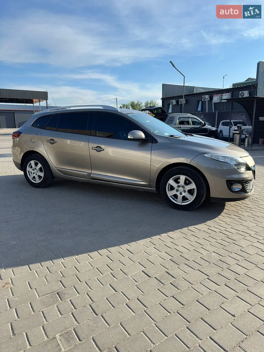 2012 Renault Megane - мініатюра 2