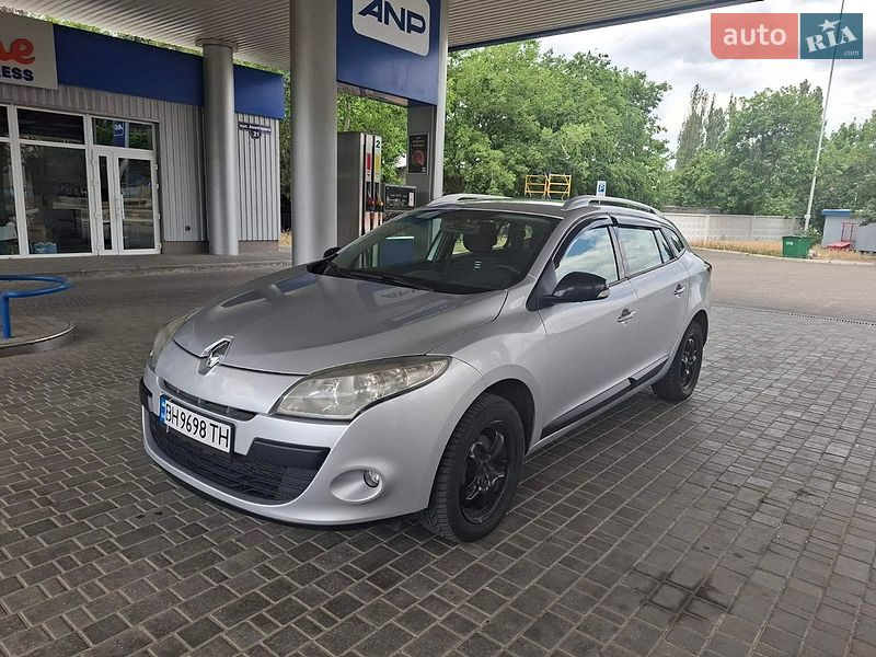 Универсал Renault Megane 2012 в Николаеве фото 13 Универсал Renault Megane 2012 в Николаеве